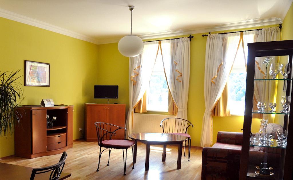 Apartamento Festival Karlovy Vary Exterior foto