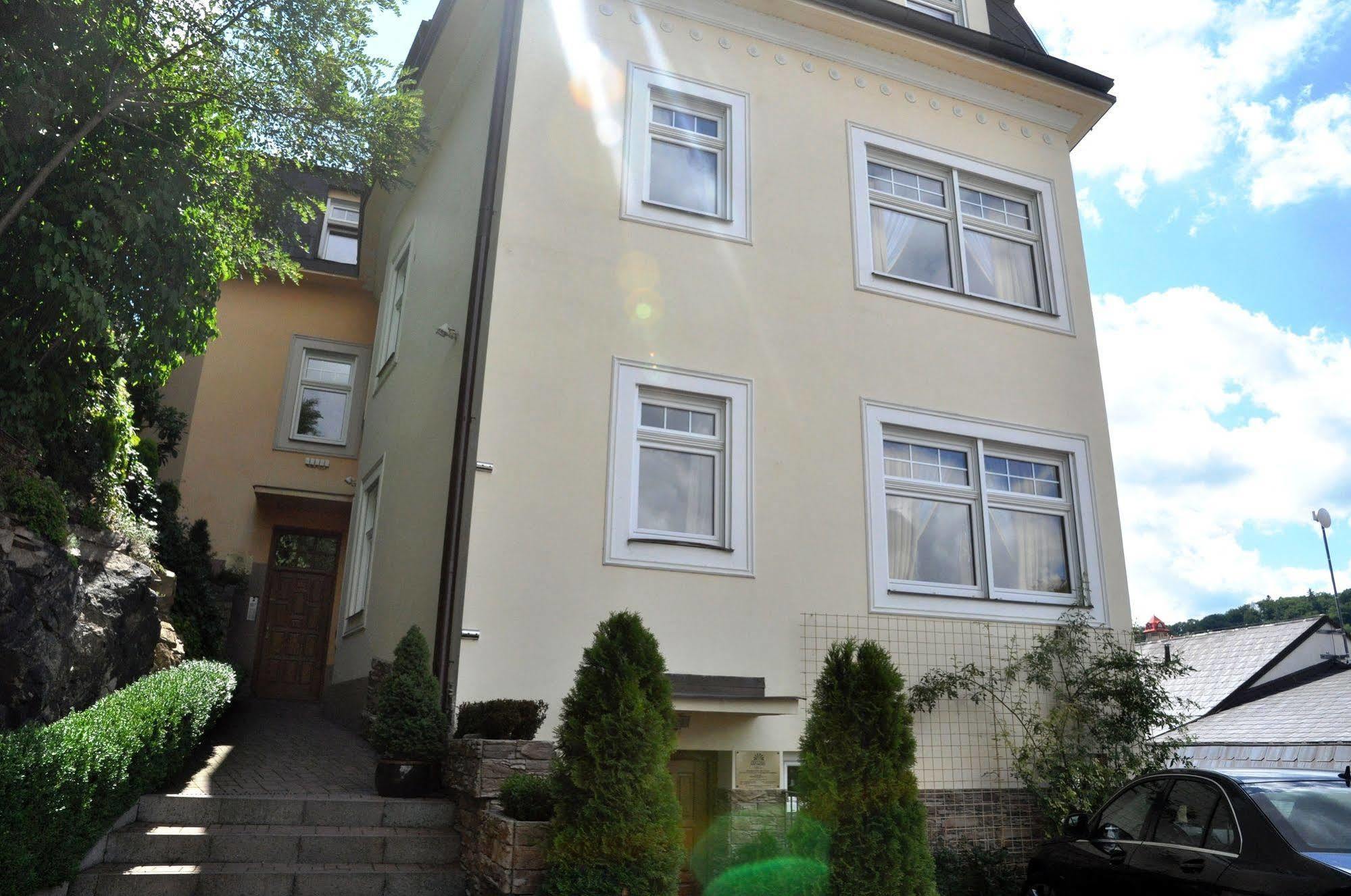 Apartamento Festival Karlovy Vary Exterior foto